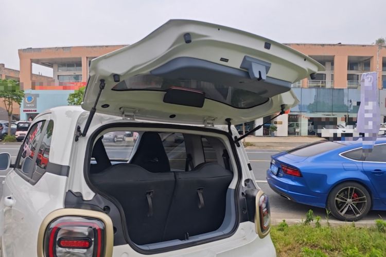 Used Bestune Pony 2025 222km Range Agile Horse Trunk