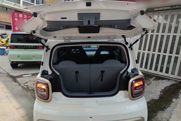 Used Bestune Pony 2025 222km Range Agile Horse Trunk