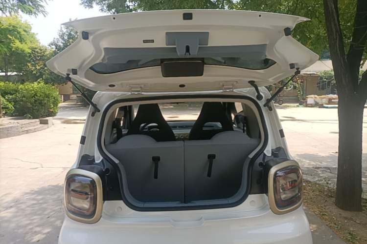 Used Bestune Pony 2025 222km Clever Horse Trunk