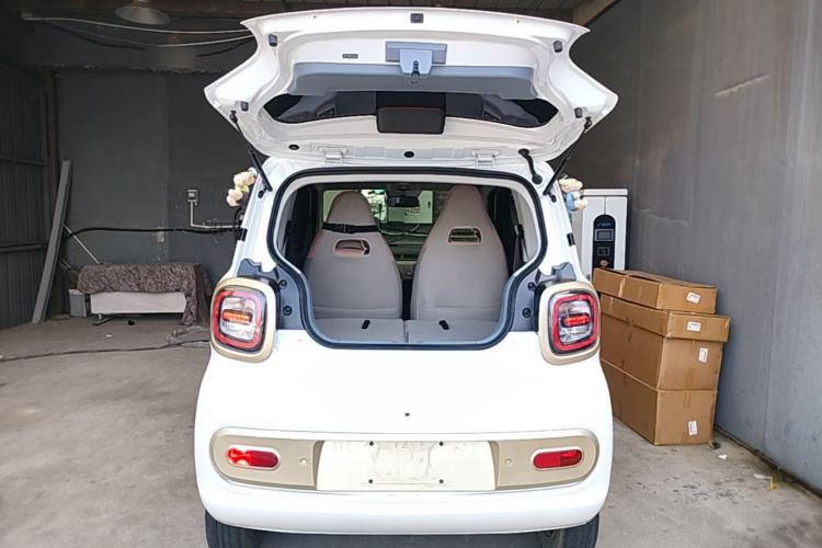 Used Bestune Pony 2025 222km Range Elegant Horse Trunk