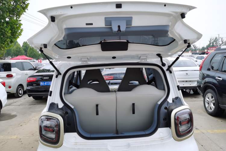 Used Bestune Pony 2025 222km Range Linglong Horse Trunk