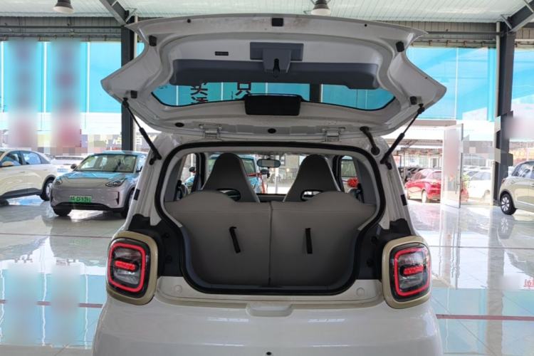 Used Bestune Pony 2025 222km Range Agile Horse Trunk