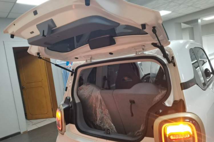 Used Bestune Pony 2025 222km Range Agile Horse Trunk