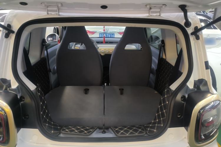 Used Bestune Pony 2025 222km Range Agile Horse Trunk