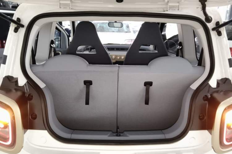 Used Bestune Pony 2025 222km Range Agile Horse Trunk
