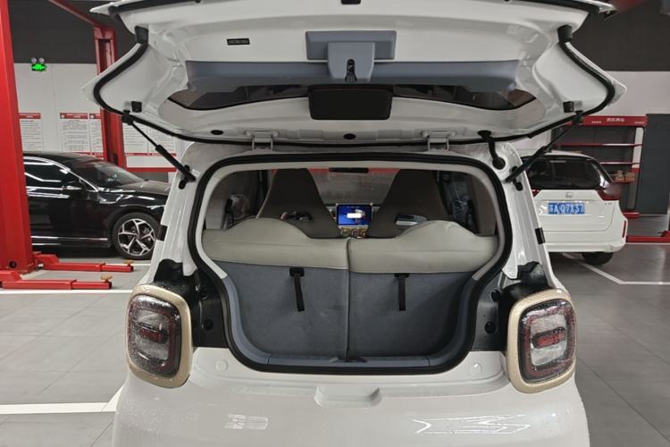 Used Bestune Pony 2025 222km Range Agile Horse Trunk