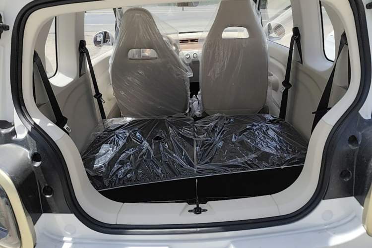 Used Bestune Pony 2025 222km Range Agile Horse Trunk
