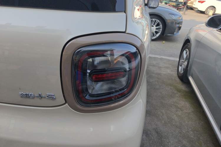 Used Bestune Pony 2025 222km Range Elegant Horse Exterior 6