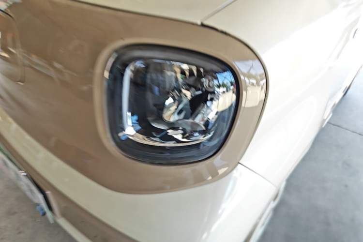Used Bestune Pony 2025 222km Clever Horse Left Front Headlight