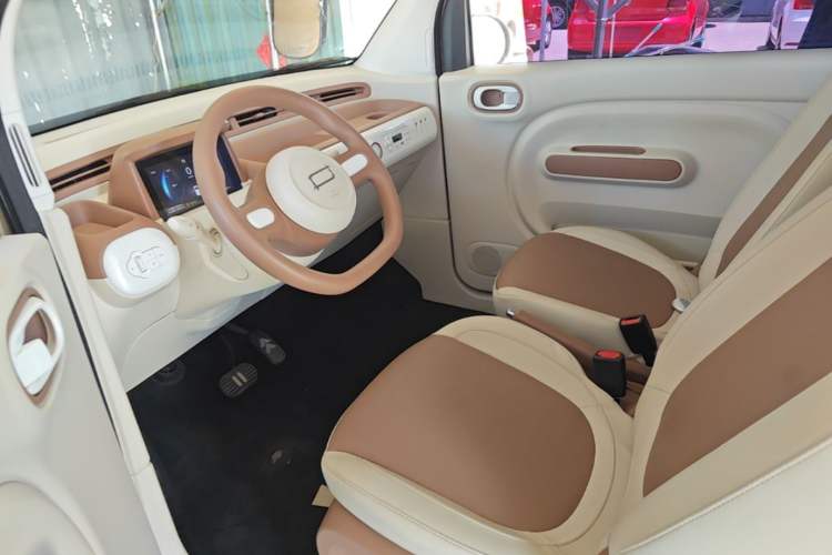 Used Bestune Pony 2025 222km Clever Horse Left Front Seat