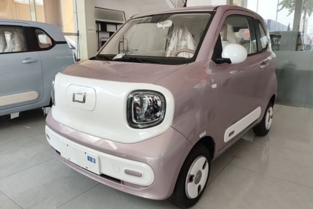 Used Bestune Pony 2026 222km Colorful Horse