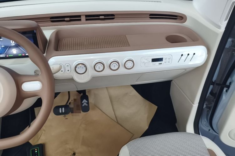 Used Bestune Pony 2026 Model 222km Agile Horse Audio And AC Panel