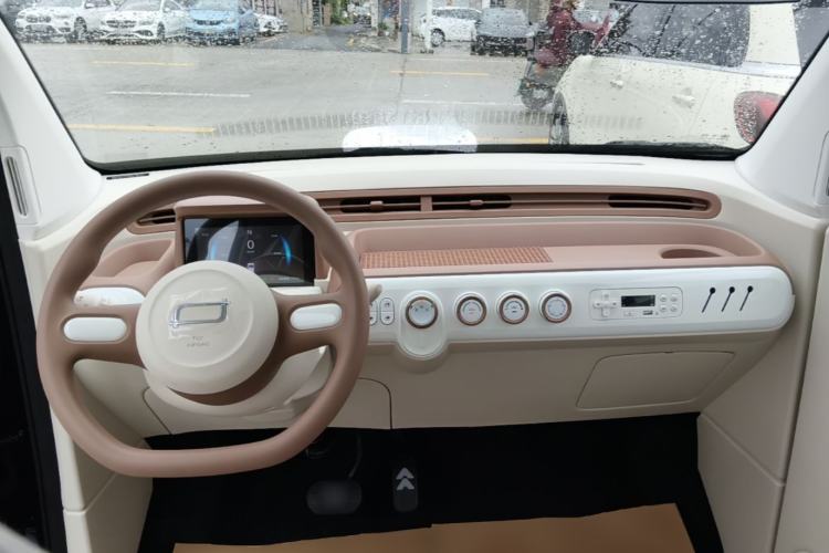 Used Bestune Pony 2026 Model 222km Agile Horse Center Console