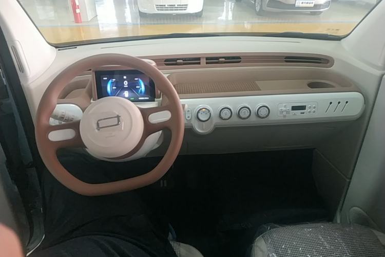 Used Bestune Pony 2026 222km Colorful Horse Center Console