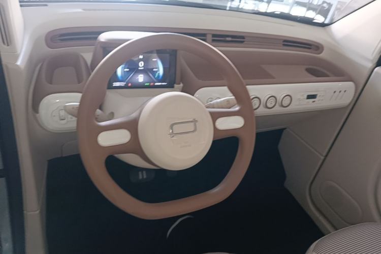 Used Bestune Pony 2026 222km Colorful Horse Center Console
