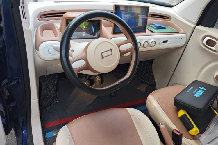 Used Bestune Pony 2026 222km Colorful Horse Center Console