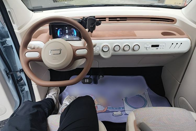 Used Bestune Pony 2026 222km Colorful Horse Center Console