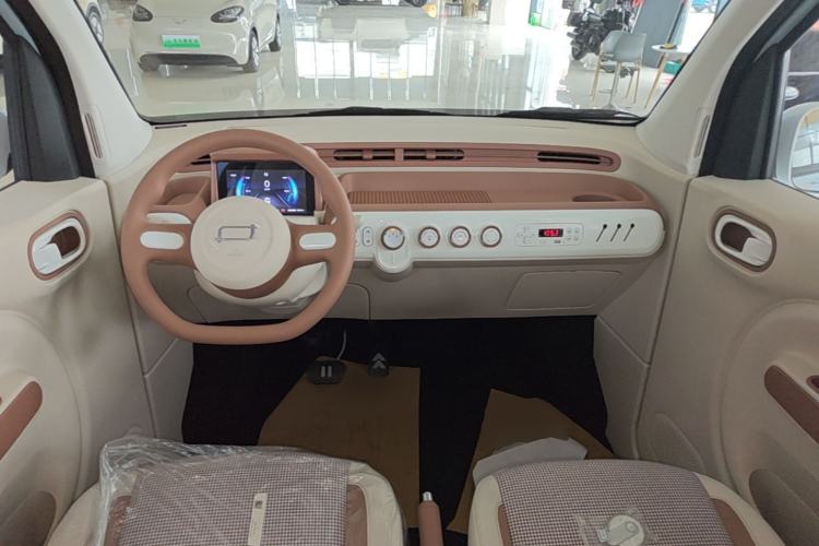 Used Bestune Pony 2026 222km Colorful Horse Center Console