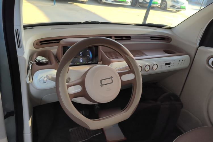 Used Bestune Pony 2026 222km Colorful Horse Center Console