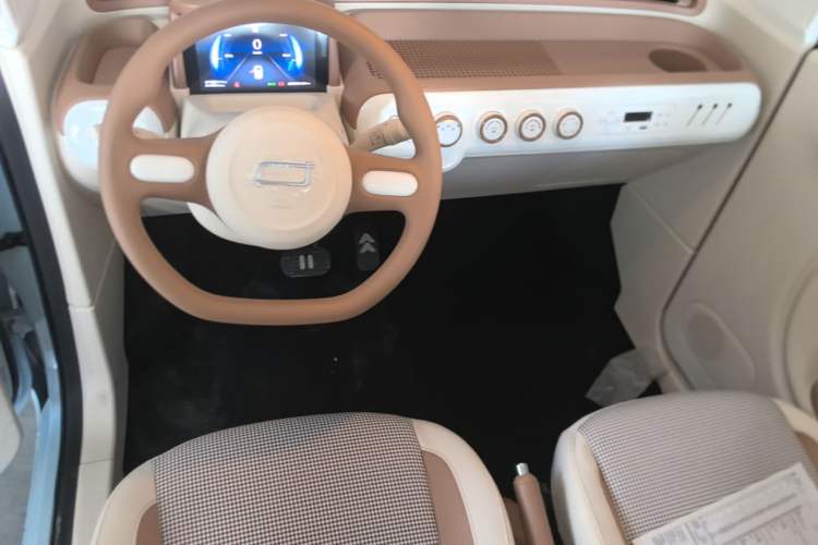 Used Bestune Pony 2026 222km Colorful Horse Center Console