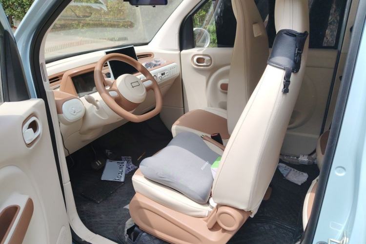 Used Bestune Pony 2026 Model 222km Elegant Horse Driver Seat