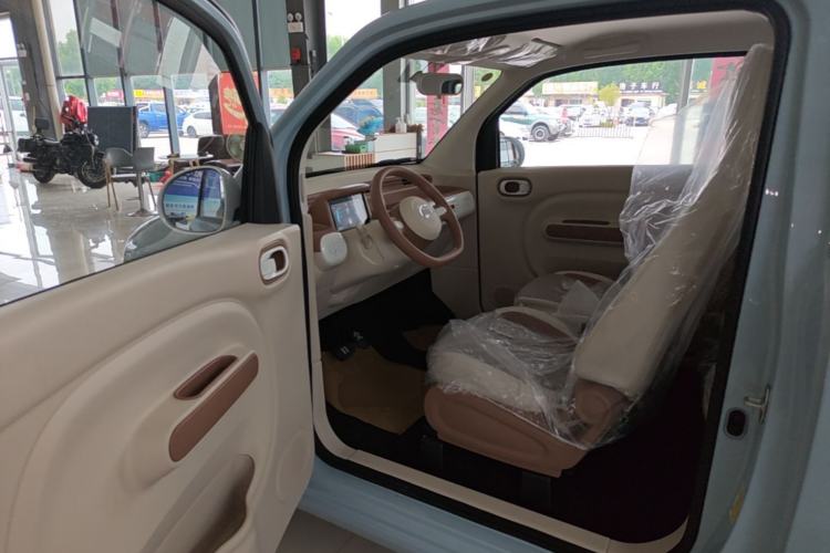 Used Bestune Pony 2026 222km Colorful Horse Driver Seat