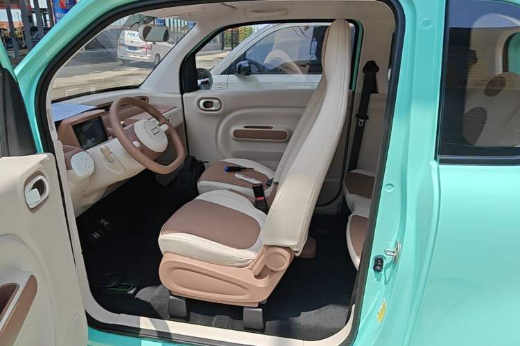 Used Bestune Pony 2026 Model 222km Shining Horse Driver Seat