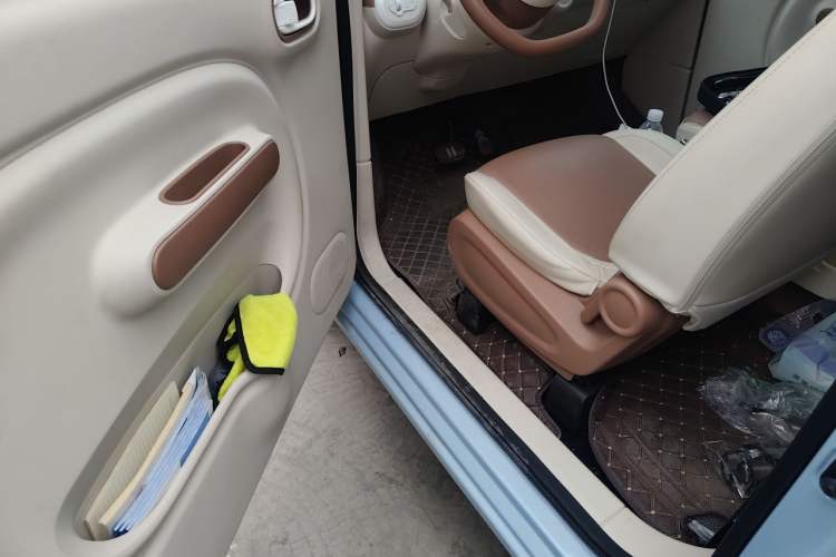 Used Bestune Pony 2026 222km Colorful Horse Driver Seat