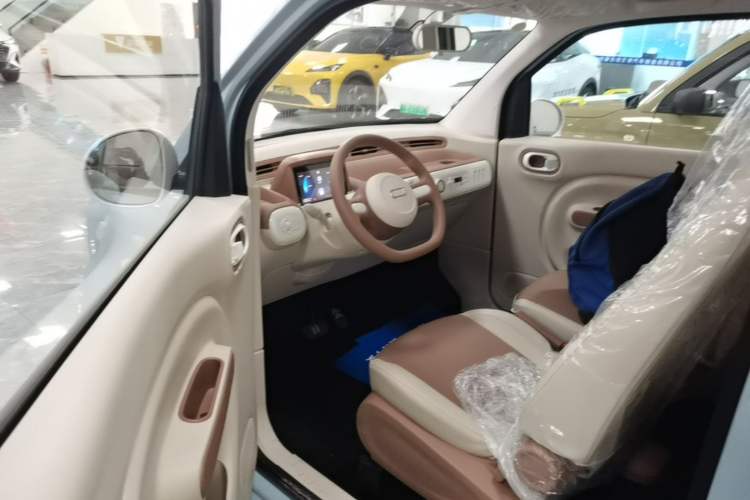 Used Bestune Pony 2026 Model 222km Shining Horse Driver Seat