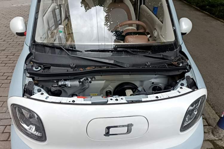 Used Bestune Pony 2026 222km Colorful Horse Engine Bay