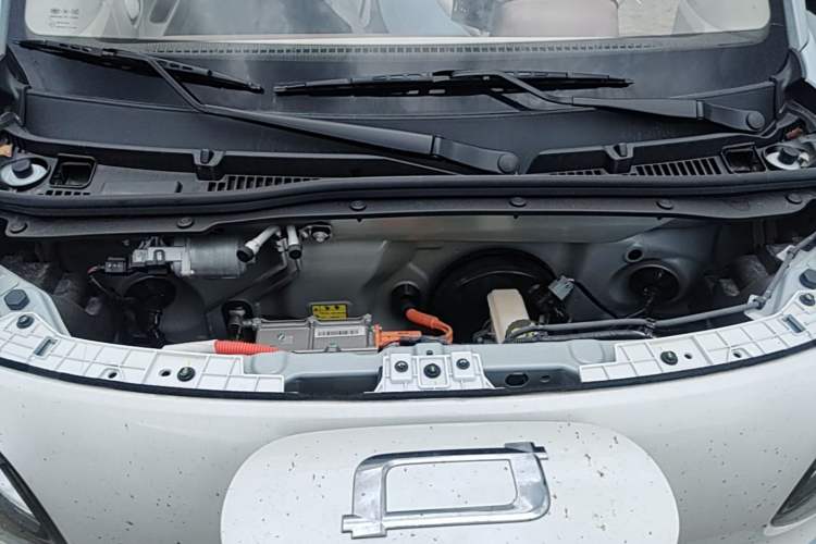 Used Bestune Pony 2026 222km Colorful Horse Engine Bay