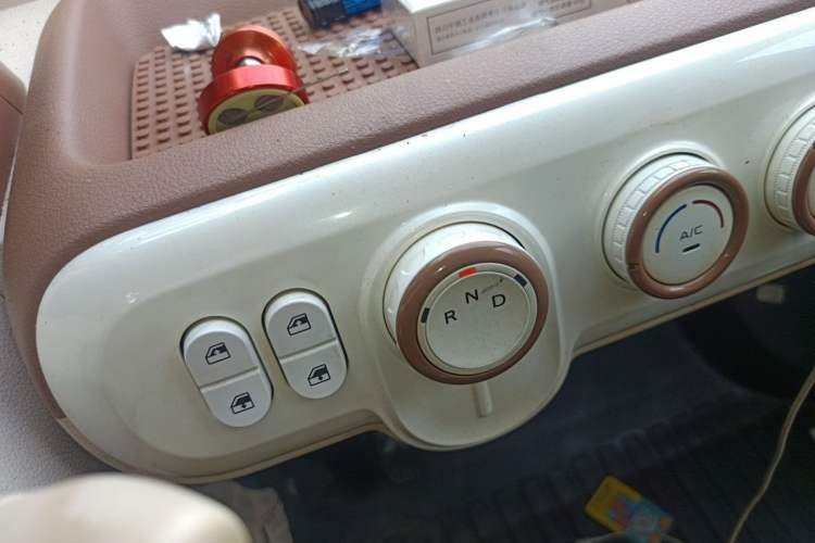 Used Bestune Pony 2026 Model 222km Shining Horse Gear Lever