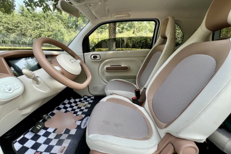Used Bestune Pony 2026 222km Colorful Horse Interior 2