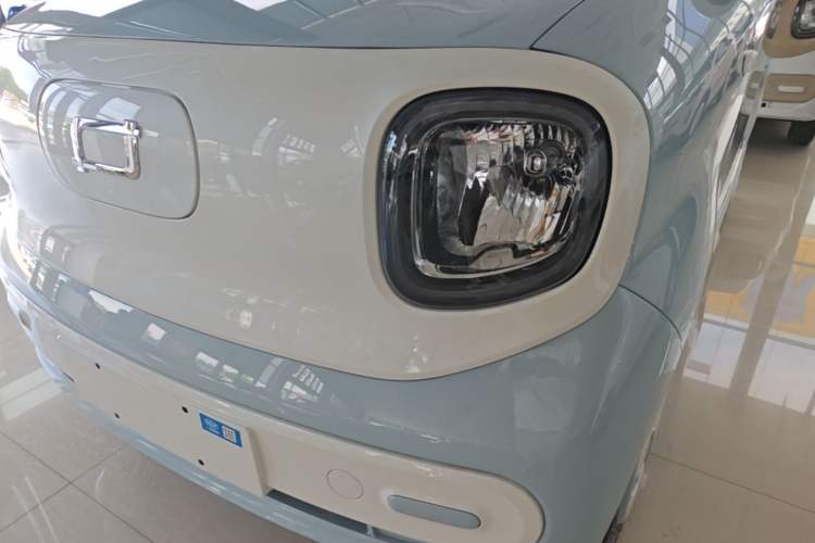 Used Bestune Pony 2026 222km Colorful Horse Left Front Headlight
