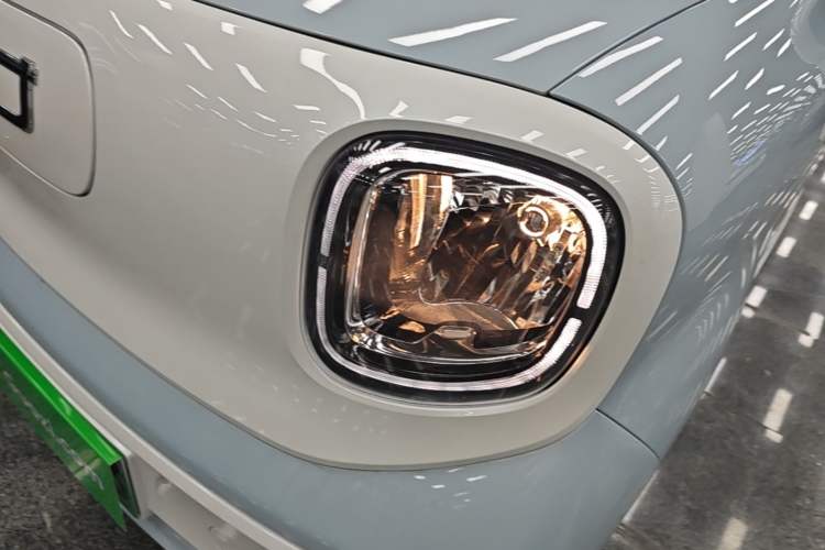 Used Bestune Pony 2026 Model 222km Elegant Horse Left Front Headlight