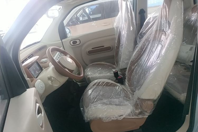 Used Bestune Pony 2026 222km Colorful Horse Left Front Seat