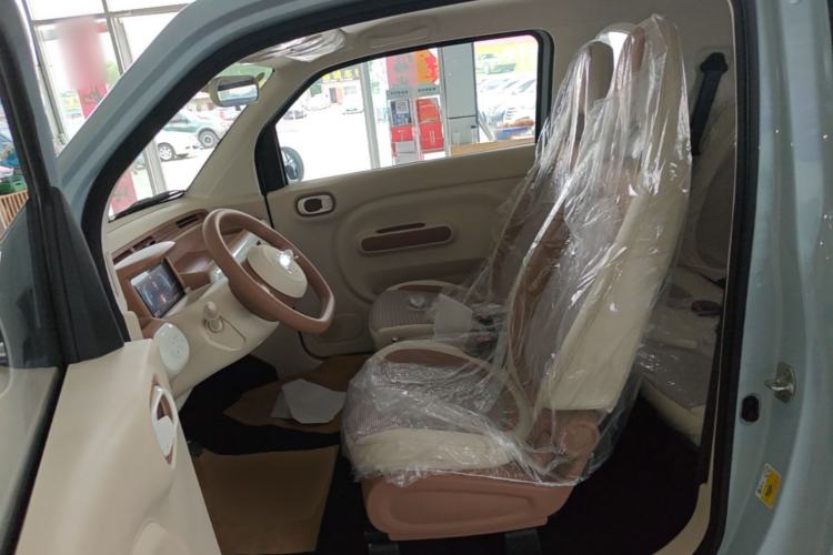 Used Bestune Pony 2026 222km Colorful Horse Left Front Seat