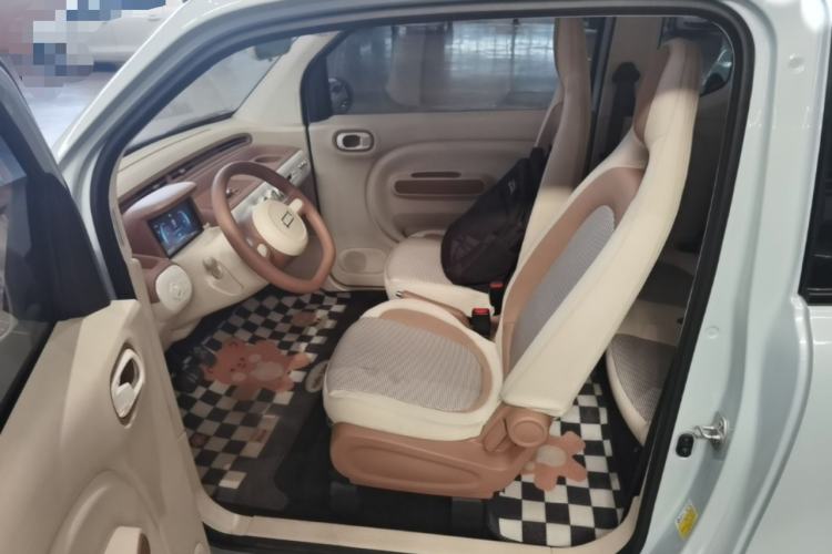 Used Bestune Pony 2026 222km Colorful Horse Left Front Seat
