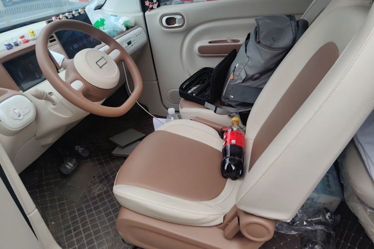 Used Bestune Pony 2026 222km Colorful Horse Left Front Seat