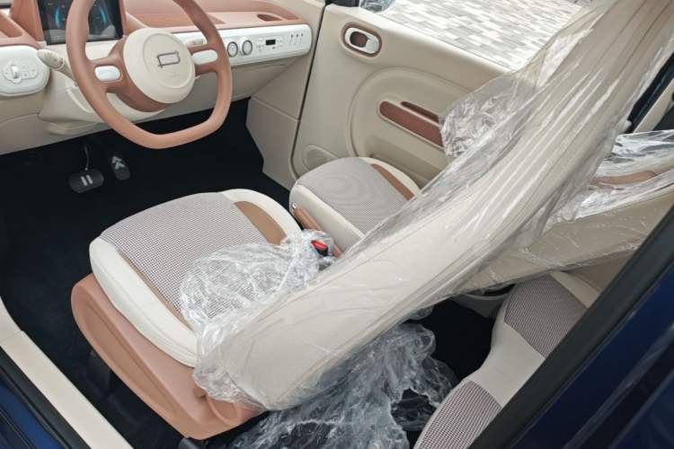 Used Bestune Pony 2026 222km Colorful Horse Left Front Seat