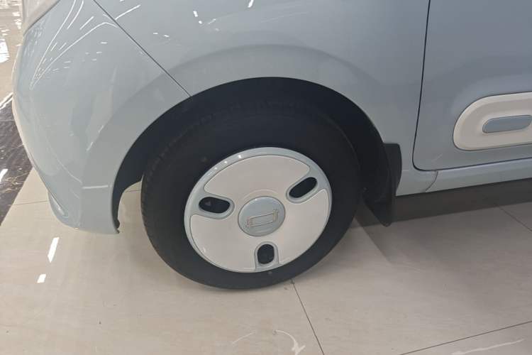 Used Bestune Pony 2026 222km Colorful Horse Left Front Wheel Hub