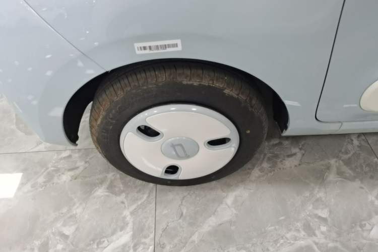 Used Bestune Pony 2026 Model 222km Shining Horse Left Front Wheel Hub