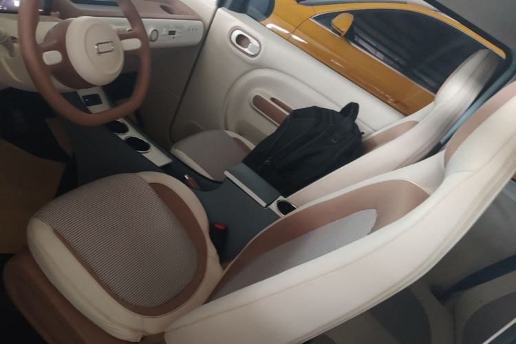 Used Bestune Pony 2026 222km Colorful Horse Left Rear Seat