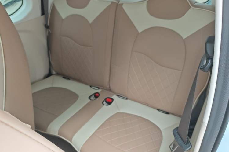 Used Bestune Pony 2026 222km Colorful Horse Left Rear Seat