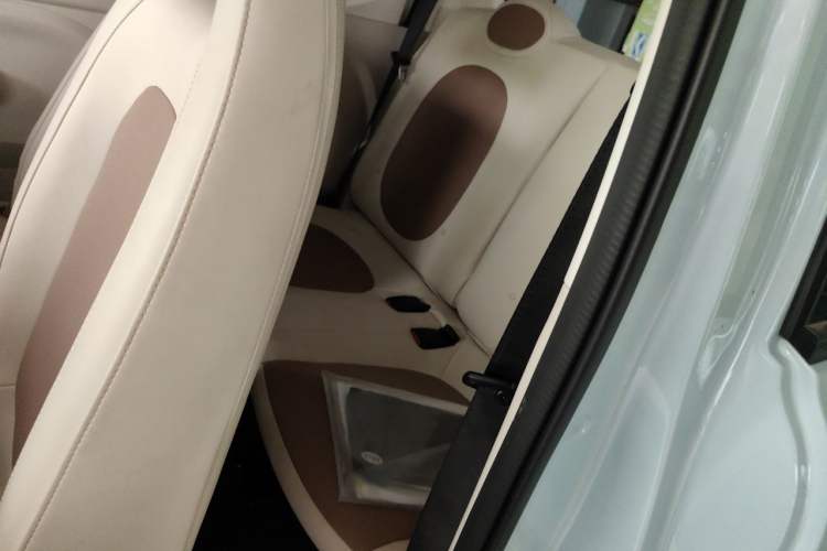 Used Bestune Pony 2026 Model 222km Shining Horse Left Rear Seat