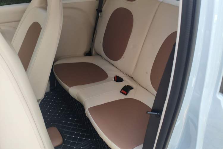 Used Bestune Pony 2026 Model 222km Shining Horse Left Rear Seat