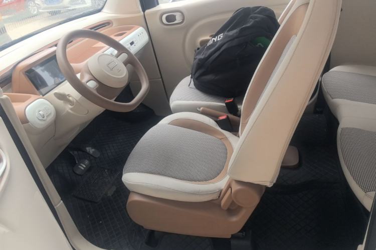 Used Bestune Pony 2026 222km Colorful Horse Left Rear Seat