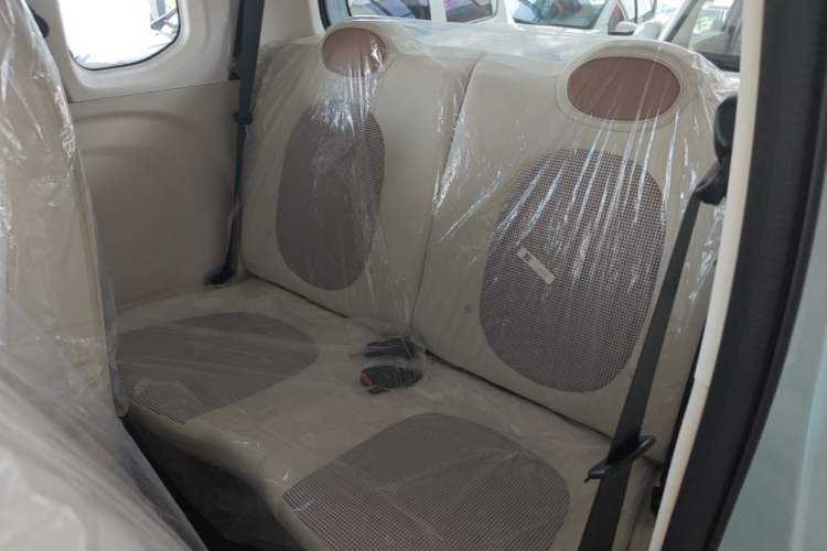 Used Bestune Pony 2026 222km Colorful Horse Left Rear Seat