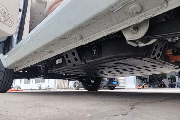 Used Bestune Pony 2026 222km Colorful Horse Left Side Sill