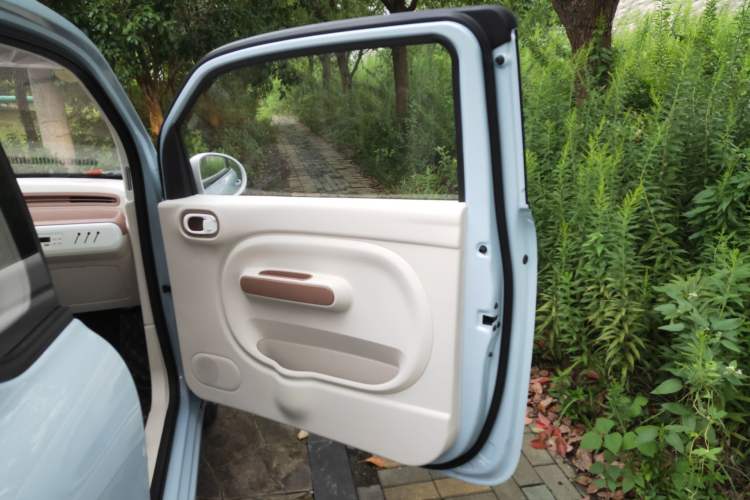 Used Bestune Pony 2026 Model 222km Shining Horse Right Front Door Interior